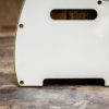 Pickguard Blanc 8 trous pour Telecaster relic by Guitare Garage