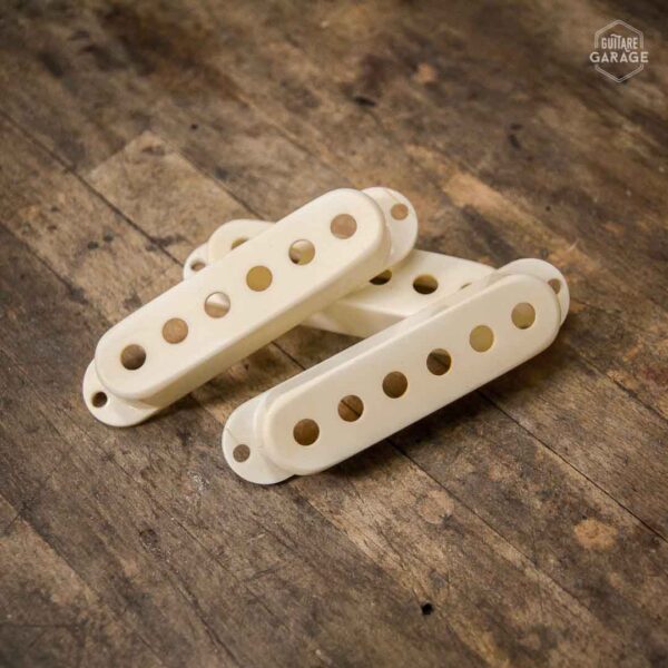 Set de capots pour micros Stratocaster Parchment Relic