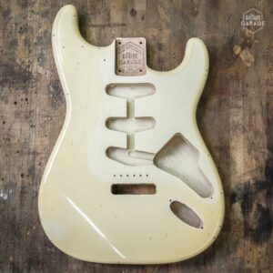 Corps Type Strat aulne Aged Olympic White Light Relic by Guitare Garage