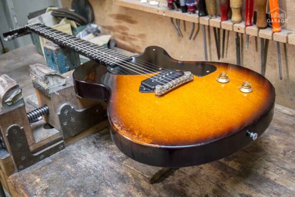 Eastman Antique Varnish SB55 Sunburst