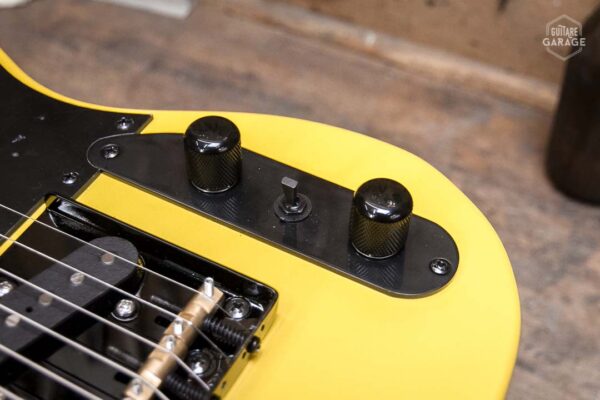 Minicaster Summer Yellow Humbucker Black Edition