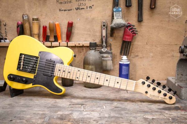 Minicaster Summer Yellow Humbucker Black Edition