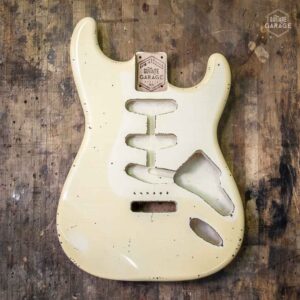 Corps Type Strat aulne Aged Olympic White Light Relic by Guitare Garage