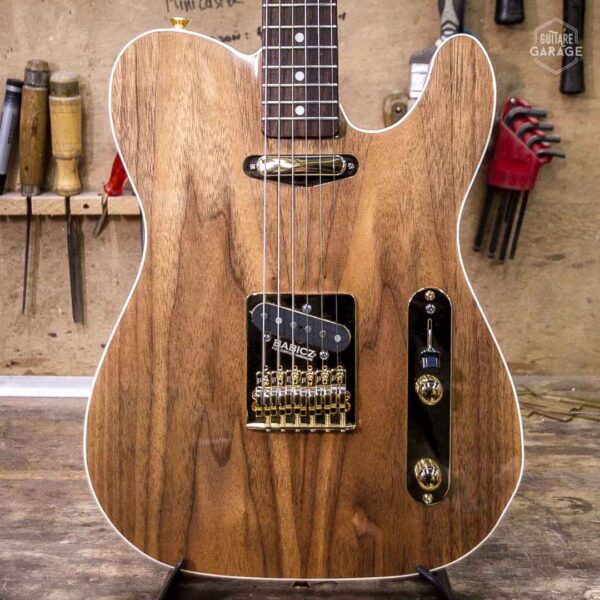 Guitare Garage Modee T Walnut Gold Edition