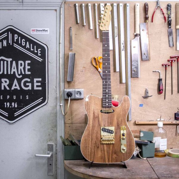 Guitare Garage Modee T Walnut Gold Edition