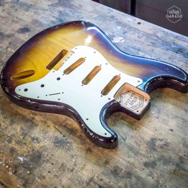 Corps Stratocaster Aulne Sunburst 2 tons Relic by Guitare Garage