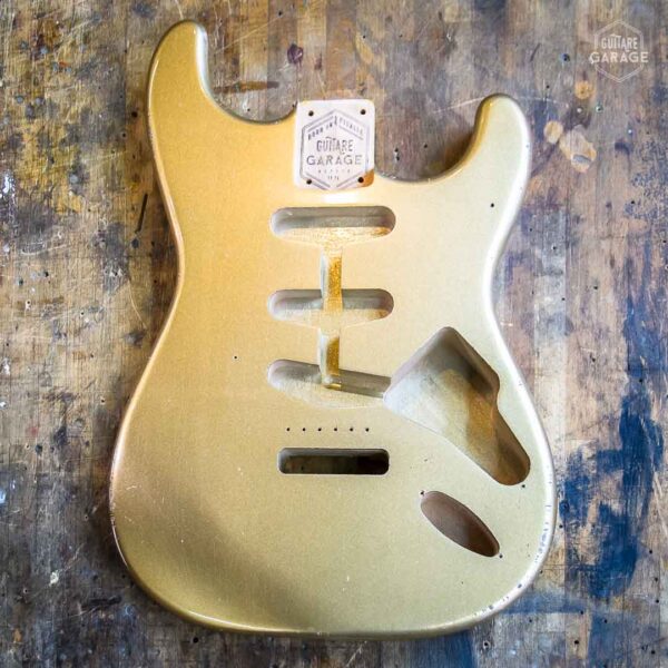 Corps Stratocaster aulne Gold Mist Light Relic by Guitare Garage