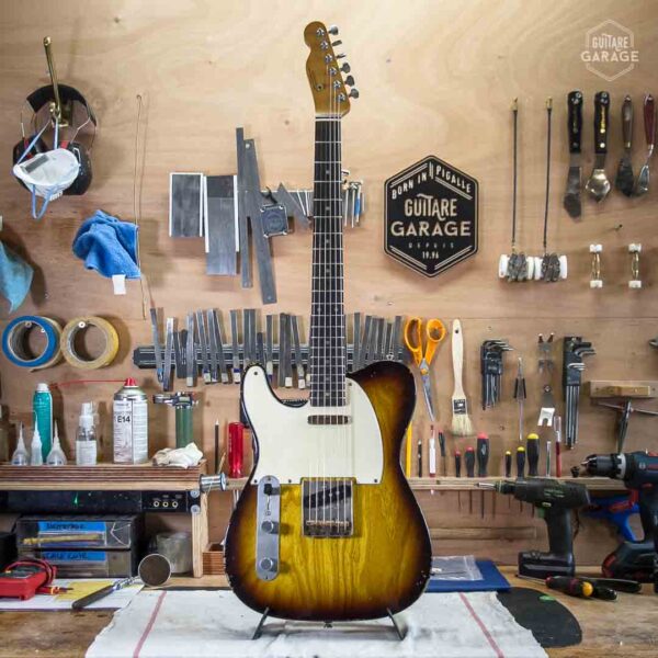 Guitare Garage Modèle T Gaucher Swamp Ash Sunburst 2 Tons Relic Hepcat Broadcaster