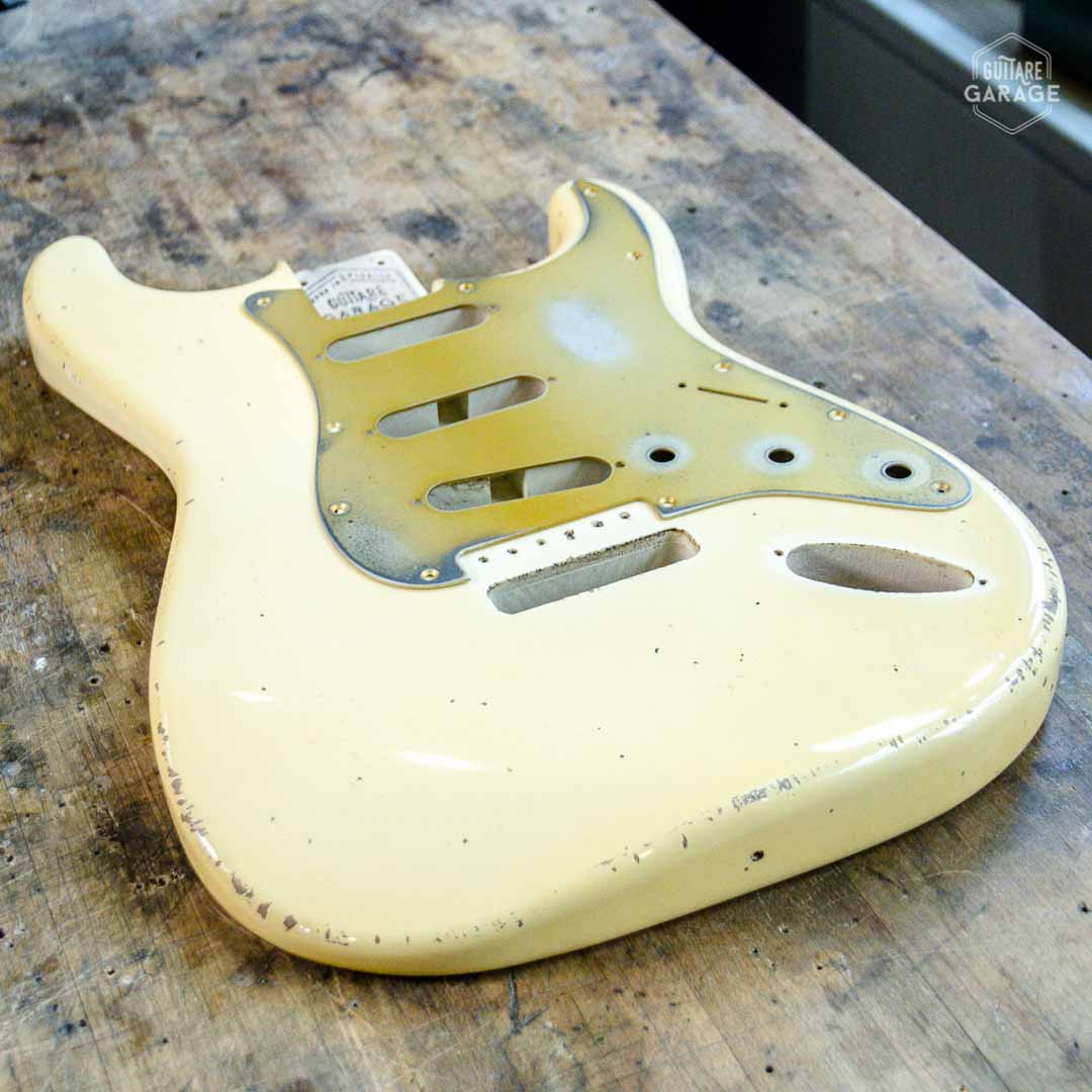 Corps Type Strat aulne Aged Olympic White Light Relic by Guitare Garage