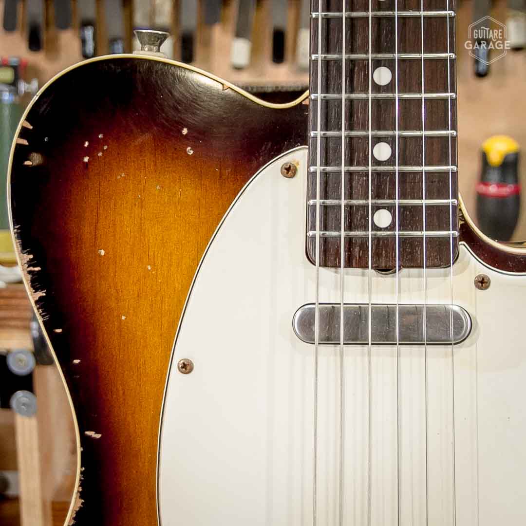 Guitare Garage Modèle T Sunburst 2 Tons Relic Bindings Blancs Micros Lollar Special T