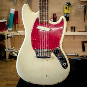 Occasion - Fender Musicmaster 1966 Olympic White