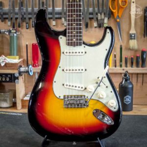 Occasion - Fender Stratocaster Serie L de 1963 Sunburst Refin