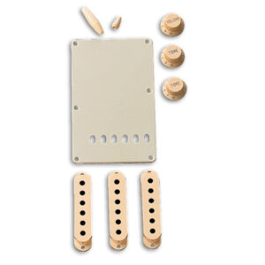 KIT ACCESSOIRES FENDER® POUR STRATOCASTER® AGED WHITE